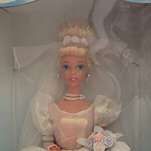 Walt Disney Wedding Cinderella Doll 1995 Mattel Collector Edition barbie 14232